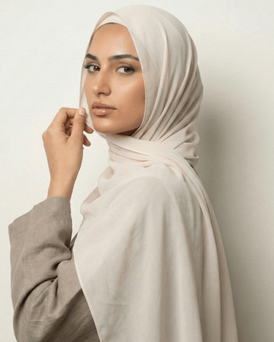 Off White Basic Georgette Hijab - Ashii.pk