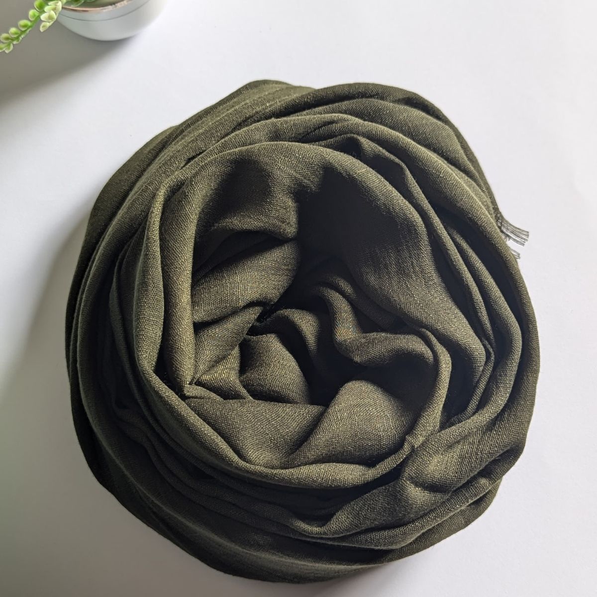 Turkish Lawn Hijab – Jungle Green